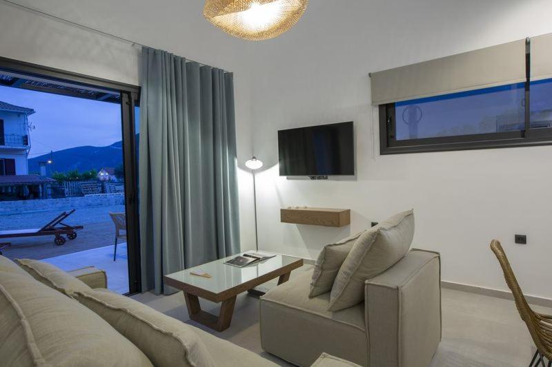Seascape Villas Vassiliki - Beachfront Villas 外观 照片