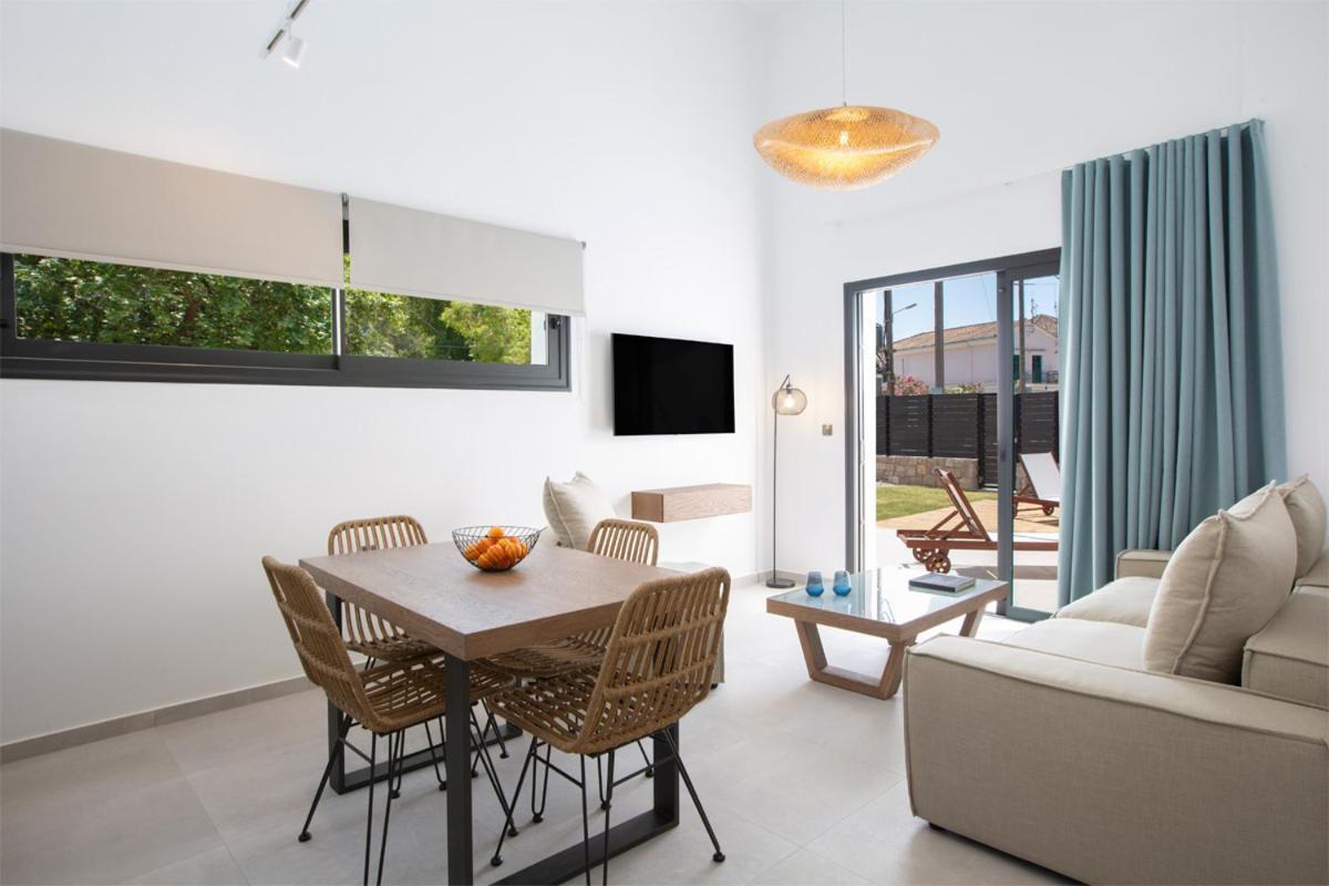 Seascape Villas Vassiliki - Beachfront Villas 外观 照片