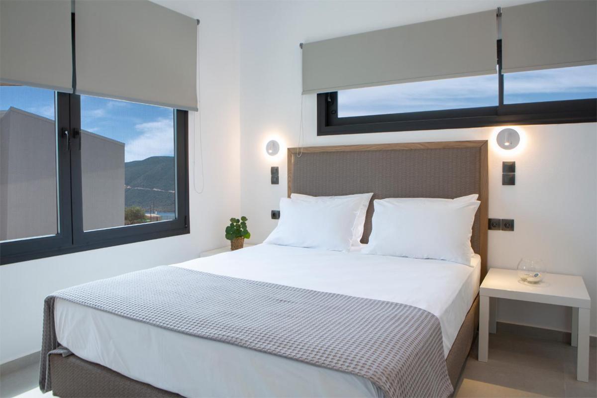 Seascape Villas Vassiliki - Beachfront Villas 外观 照片